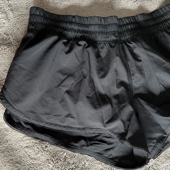 LULULEMON Black Running Shorts - Picture 4 of 4